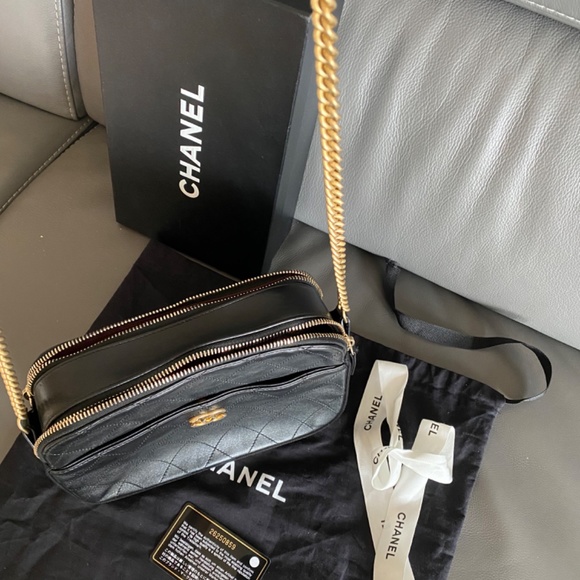 Chanel Camera Bag - Picture 8 of 17
